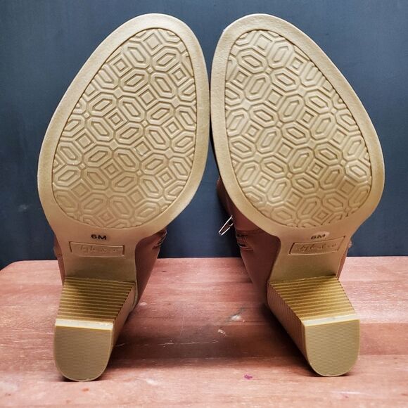 Style & Co Saraa Cognac Boot Size 6 - Picture 3 of 10